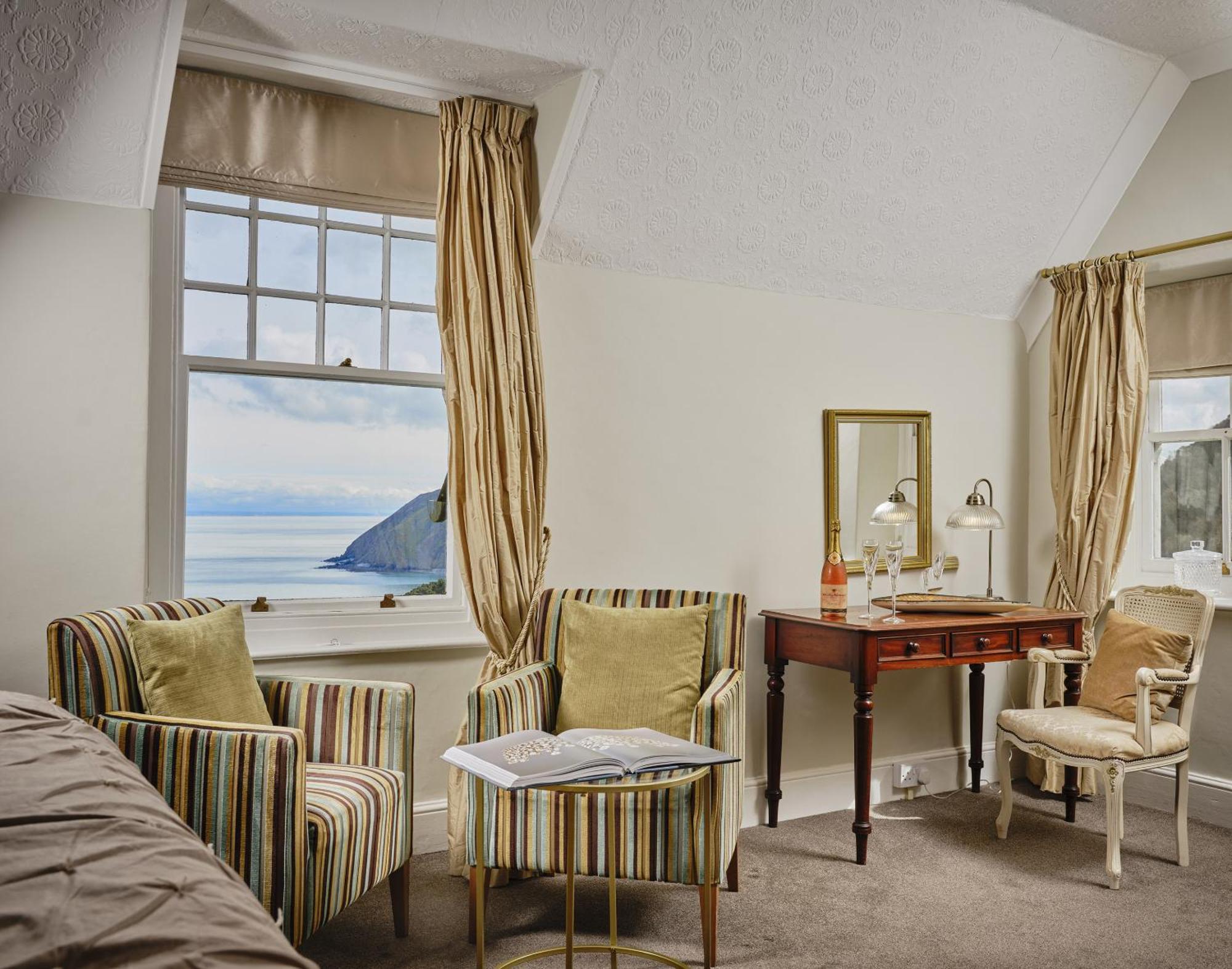 Highcliffe House Bed and Breakfast Lynton Exteriör bild
