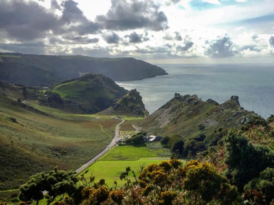 Highcliffe House Bed and Breakfast Lynton Exteriör bild